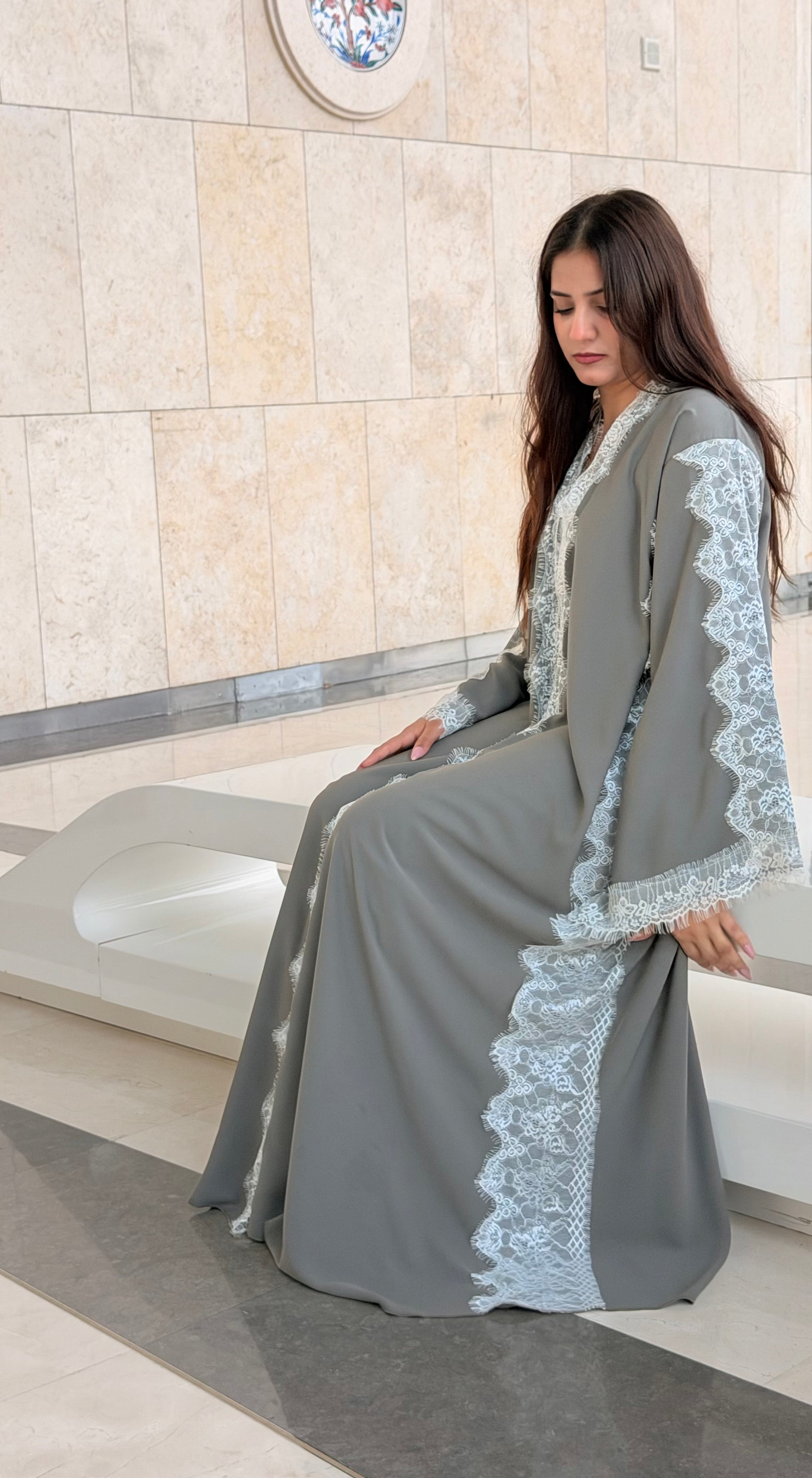 Royal Dantiel Abaya