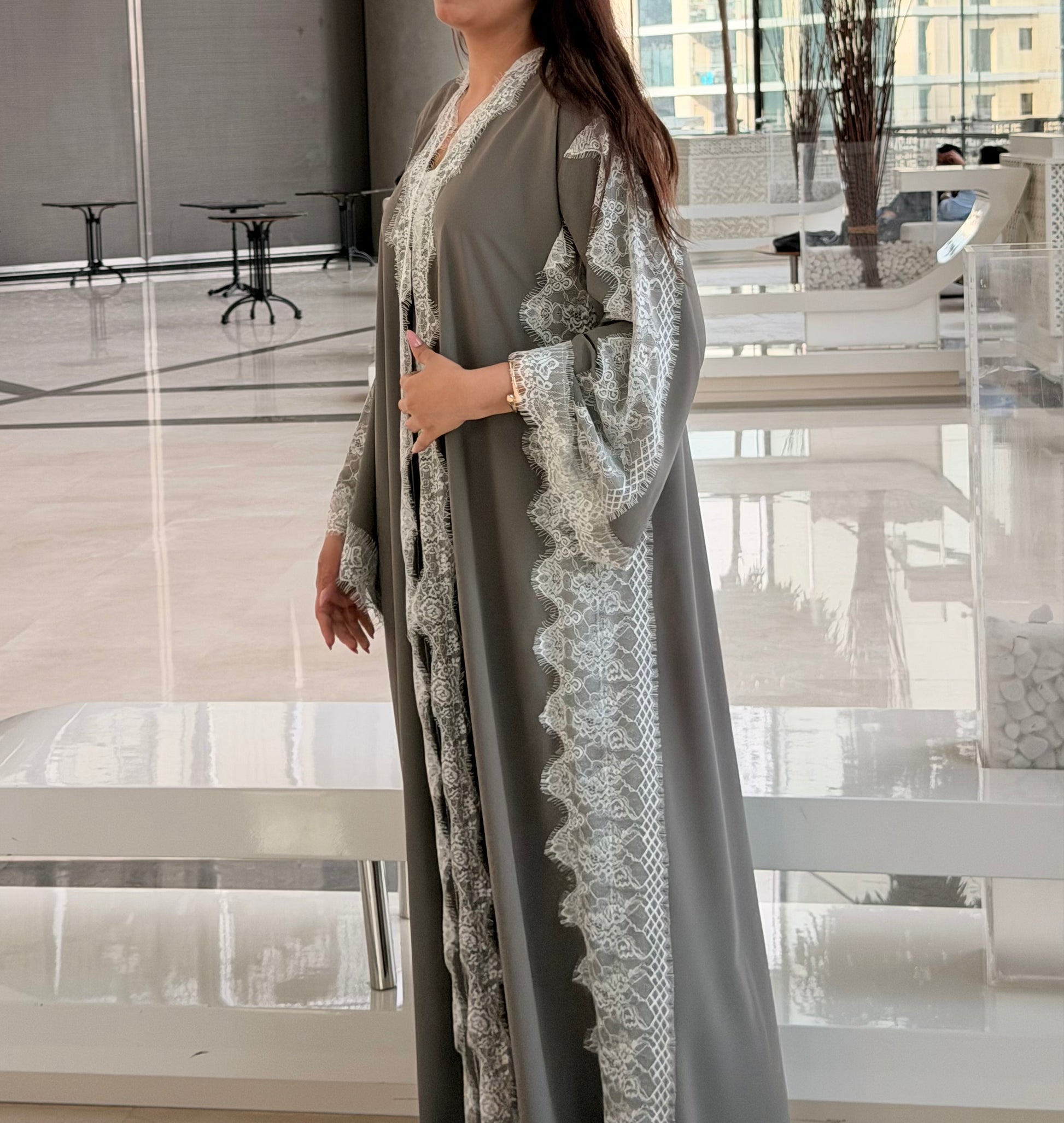 Royal Dantiel Abaya