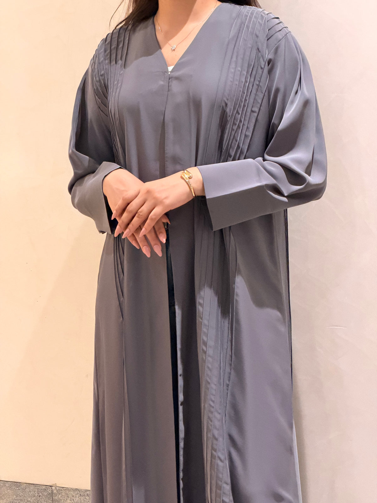 Elora Abaya