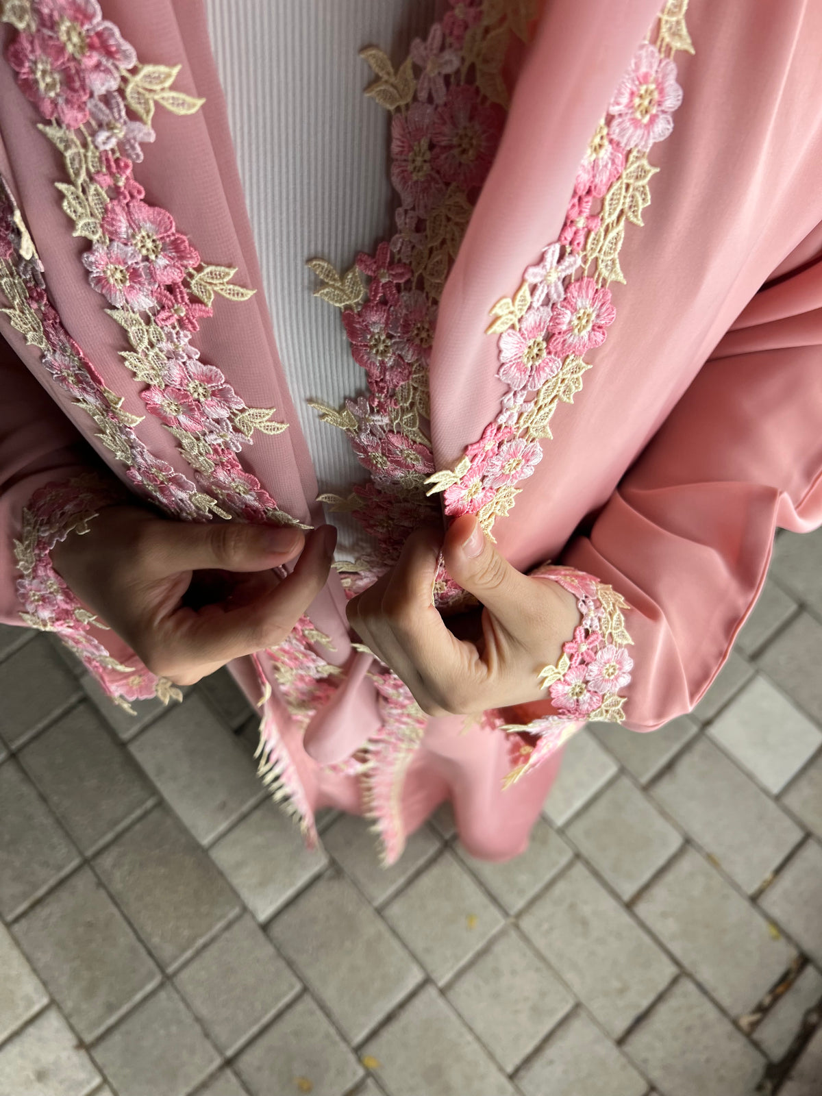 Floral Lace Abaya